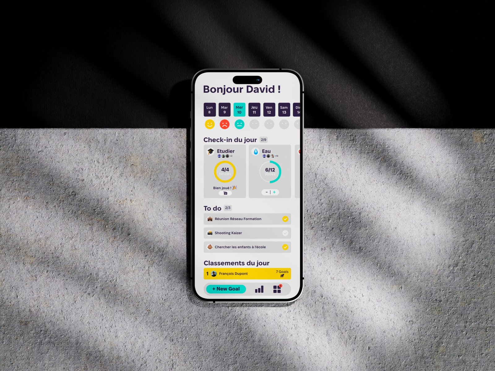 Free_iPhone_Mockup_2