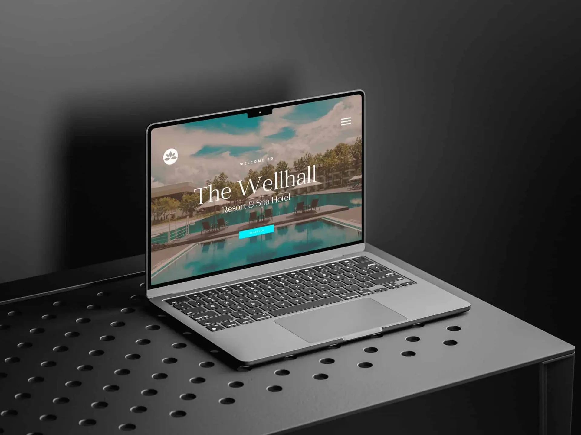 iMac_on_Table_Mockup_3